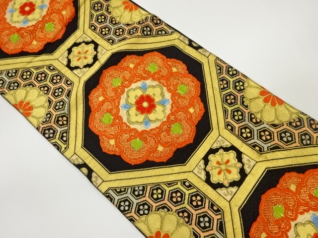 蜀江文に華紋・亀甲・花菱模様織出し袋帯